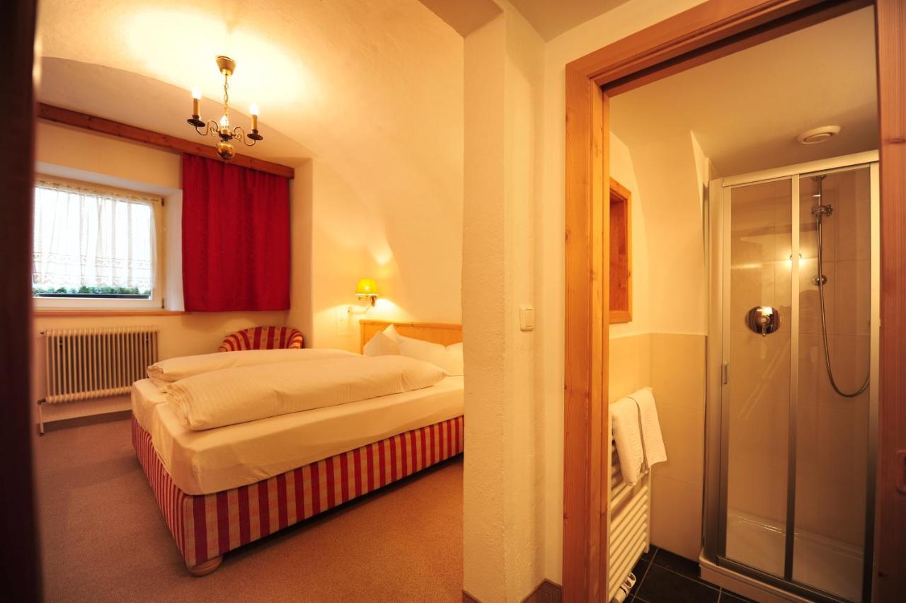 Hotel Krone Matrei am Brenner Dış mekan fotoğraf