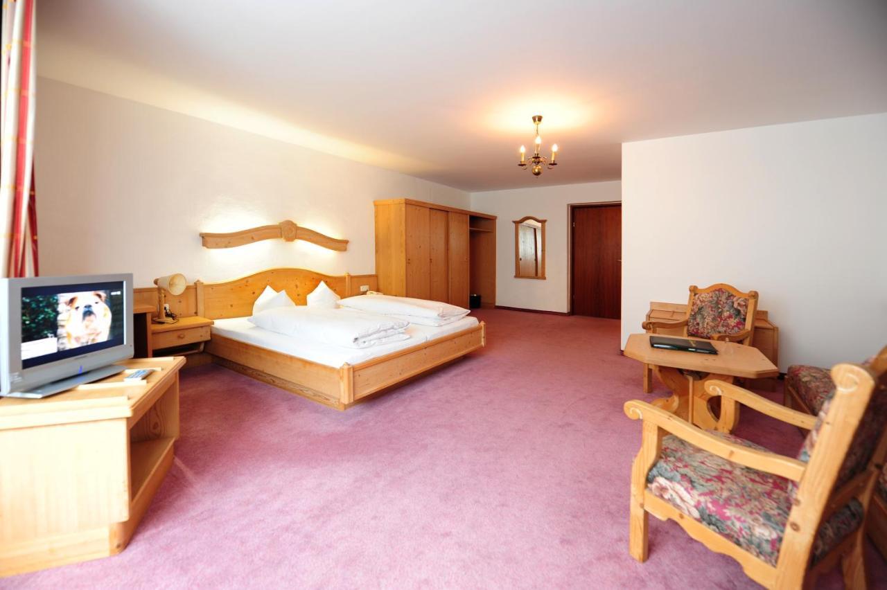 Hotel Krone Matrei am Brenner Dış mekan fotoğraf