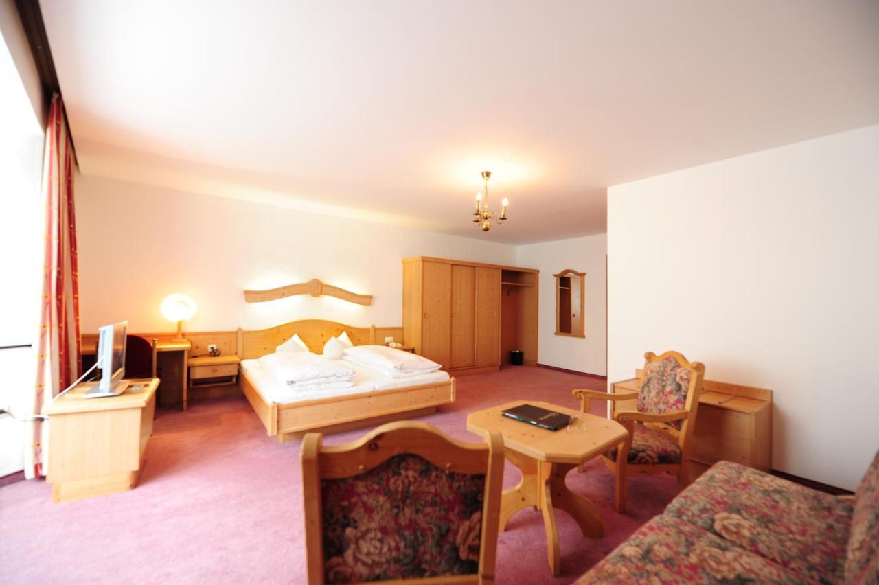 Hotel Krone Matrei am Brenner Dış mekan fotoğraf
