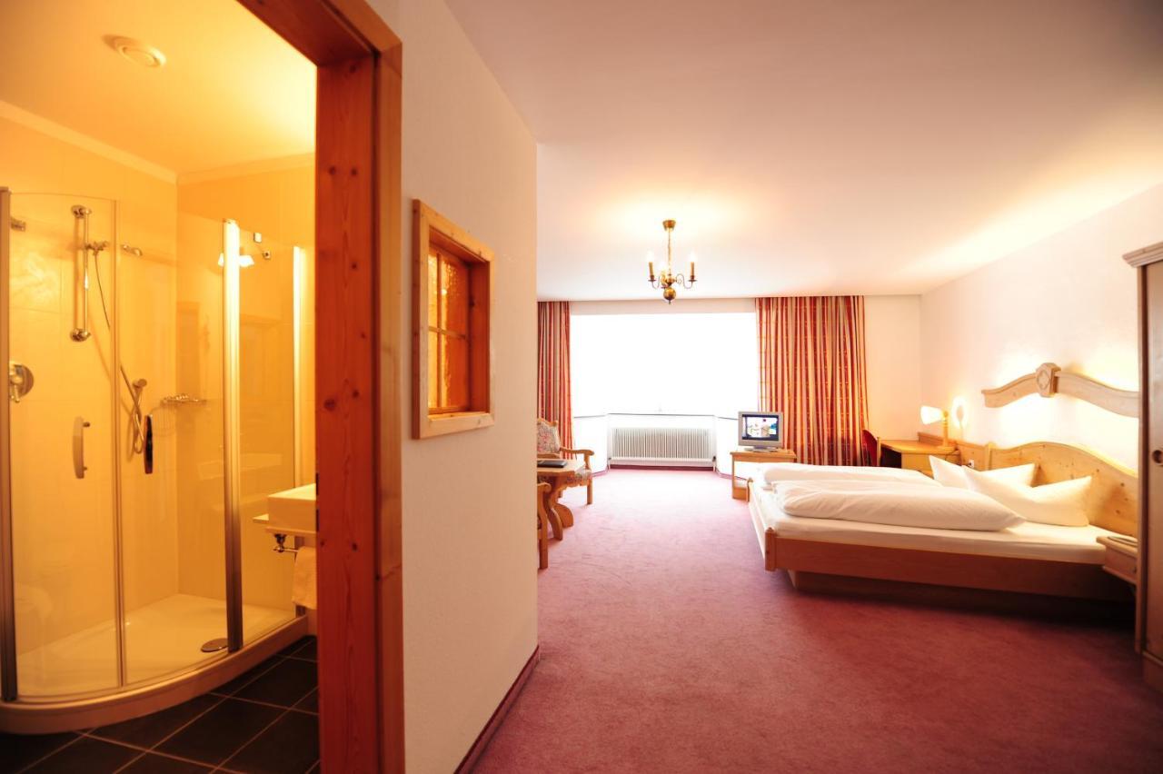 Hotel Krone Matrei am Brenner Dış mekan fotoğraf