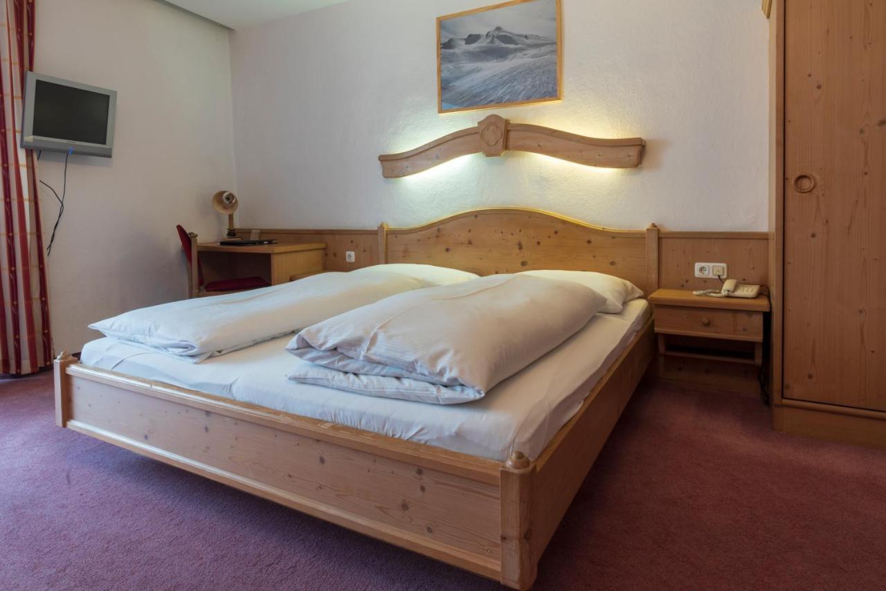 Hotel Krone Matrei am Brenner Dış mekan fotoğraf